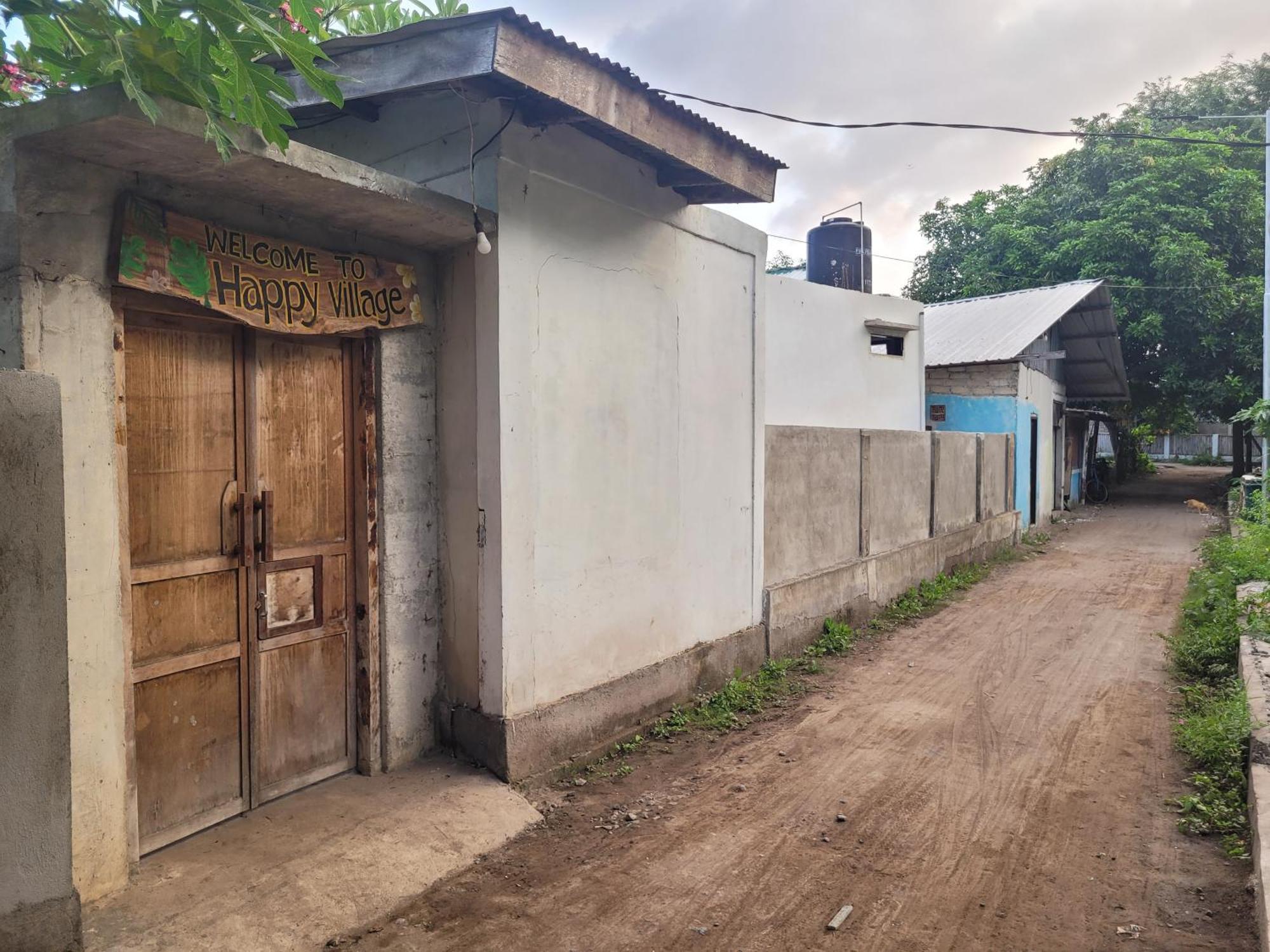 Happy Village 吉利阿尔 外观 照片